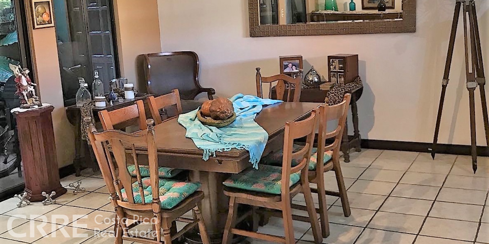 San Francisco,Heredia,2 Habitaciones Habitaciones,2.5 LavabosLavabos,Casa,1033